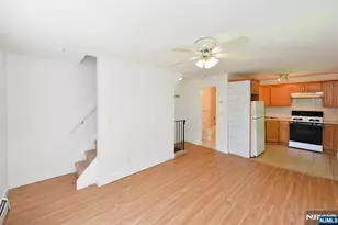 209 Merritt Ave, Bergenfield, NJ 07621 - Photo 22