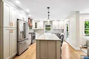 54 Davenport Ave, Roseland, NJ 07068 - Photo 8