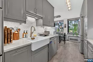 300 Winston L22, Cliffside Park, NJ 07010 - Photo 16