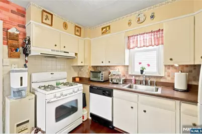 15 York Road, North Arlington, NJ 07031 - Photo 14