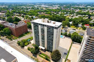 125 Prospect Ave 8C, Hackensack, NJ 07601 - Photo 2