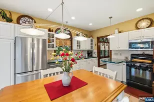 71 Cherry Ln, Ramsey, NJ 07446 - Photo 18