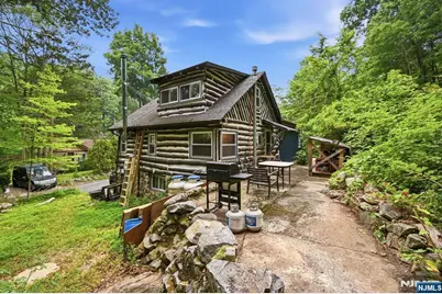 83 Terra Cotta Road, West Milford, NJ 07421 - Photo 4