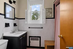 12 Boyd St, Lodi, NJ 07644 - Photo 32