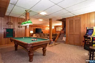 255 Pearsall Ave, Ridgewood, NJ 07450 - Photo 30