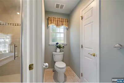 5 Sun Valley Way, Washington Township, NJ 07853 - Photo 18