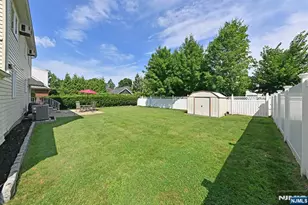 14-01 Floral Ave, Fair Lawn, NJ 07410 - Photo 22