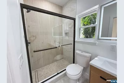 93 Melville Place, Irvington, NJ 07111 - Photo 22