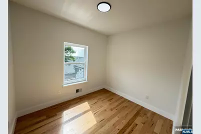 93 Melville Place, Irvington, NJ 07111 - Photo 12