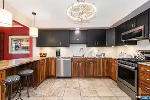 42 Highpoint, Cedar Grove, NJ 07009 - Photo 12