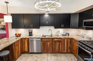 42 Highpoint, Cedar Grove, NJ 07009 - Photo 14