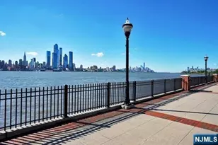 100 Eton Row 302, Weehawken, NJ 07086 - Photo 50
