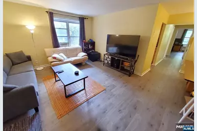 2330 Linwood Avenue 2D #2D, Fort Lee, NJ 07024 - Photo 6