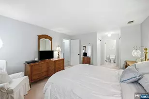 1204 Sycamore Ln, Mahwah, NJ 07430 - Photo 14