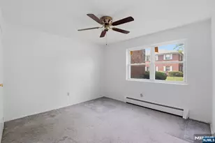1121 Valley Road A, Wayne, NJ 07470 - Photo 10