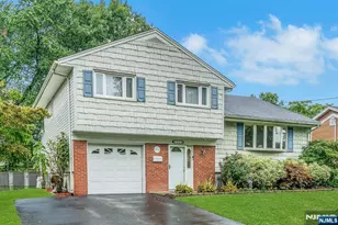 152 Sunset St, Dumont, NJ 07628 - Photo 2