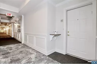 8107 Warrens Way, Wanaque, NJ 07465 - Photo 4