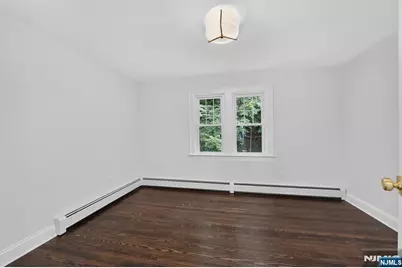 289 Hathaway Street, Wallington, NJ 07057 - Photo 32