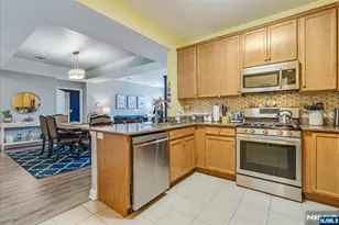 8205 Harcourt 8205, Clifton, NJ 07013 - Photo 12
