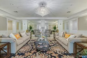 8205 Harcourt 8205, Clifton, NJ 07013 - Photo 24