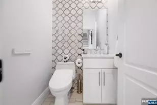34 Lafayette Ave, Cliffside Park, NJ 07010 - Photo 16