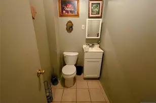 16 Crittenden St, Newark, NJ 07104 - Photo 8