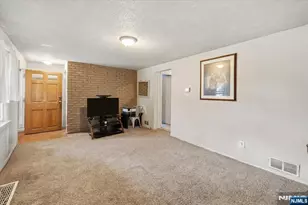 203 Willow Ave, Hackensack, NJ 07601 - Photo 4