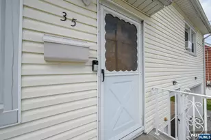 35 Werneking Pl, Little Ferry, NJ 07643 - Photo 2