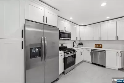 429 Wheatsheaf Road, Roselle, NJ 07203 - Photo 12