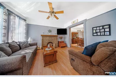 64 Pavonia Avenue, Kearny, NJ 07032 - Photo 8