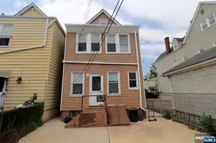 15 Darcy St, Newark, NJ 07105 - Photo 6