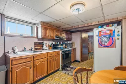 92 Phillips Avenue, South Hackensack Township, NJ 07606 - Photo 26