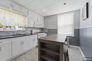 233 Maple St, Kearny, NJ 07032 - Photo 12