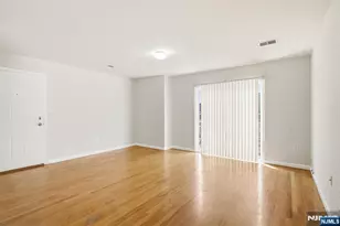 17 Chester Ave, Newark, NJ 07104 - Photo 4