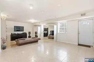 17 Chester Ave, Newark, NJ 07104 - Photo 22