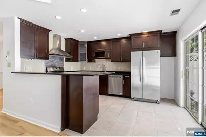 55 Heritage Court, Montville Township, NJ 07082 - Photo 10