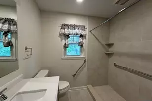 1008 Windsor Rd, Teaneck Township, NJ 07666 - Photo 14