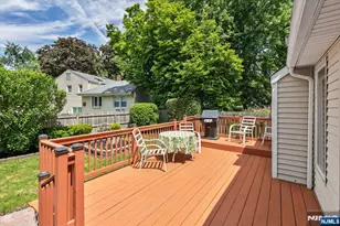 619 Cadmus Ct, Teaneck Township, NJ 07666 - Photo 32