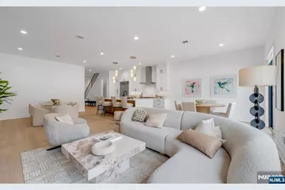 39 Feldman Court, Paramus, NJ 07652 - Photo 2