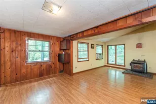 197 Snake Den Rd, Wanaque, NJ 07465 - Photo 4