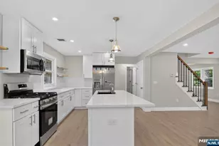 478 Ramapo Valley Rd, Oakland, NJ 07436 - Photo 4