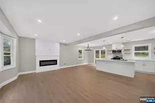 478 Ramapo Valley Rd, Oakland, NJ 07436 - Photo 2
