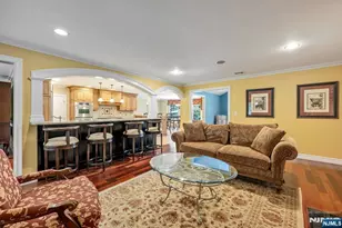 330 Airmount Ave, Ramsey, NJ 07446 - Photo 4