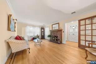 55 Chestnut St, Hillsdale, NJ 07642 - Photo 4