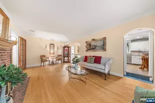 55 Chestnut St, Hillsdale, NJ 07642 - Photo 6