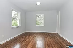 72 Ridgewald Ave, Waldwick, NJ 07463 - Photo 6
