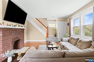 83 S Prospect Ave, Hackensack, NJ 07601 - Photo 6