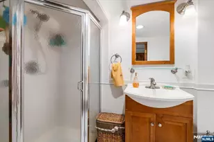 217 Mountain Wy, Rutherford, NJ 07070 - Photo 24