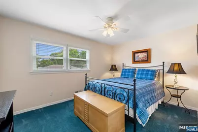 211 Park Avenue, Emerson, NJ 07630 - Photo 16