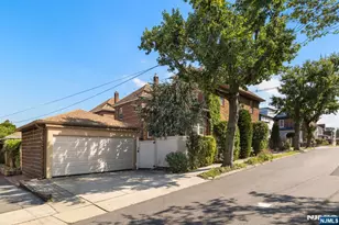 540 Highridge Ave, Cliffside Park, NJ 07010 - Photo 34